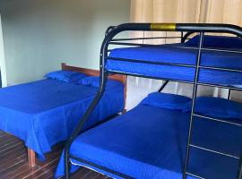 cabinas lalis playa blanca: Puerto Jiménez şehrinde bir otel