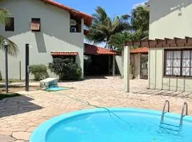 CASA de 02 suítes e 1 quarto, piscina e churrasqueira "casa maré alta"