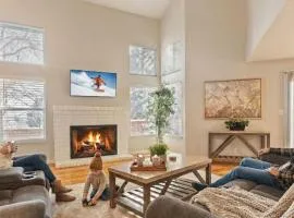 NEW Cityside Stay 3BR Family Retreat Near DT with Patio