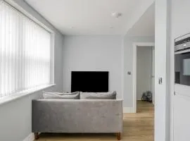 Luxury Apartment in Chelmsford Bond Street with Sky TV, Movies & Netflix