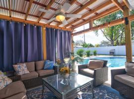 Coral Coastal Retreat, hotel em Pinellas Park