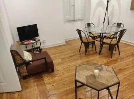 Elegant 3BR Retreat in Sintra Historic Center