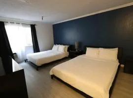 Beverly Hills Double Queen apart