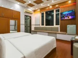 Van Ha Hotel Etown - Nhà Ga T3 Sân Bay TSN