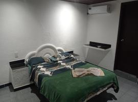 Hotel brisas del mar 2022, hotel cerca de Aeropuerto internacional Simon Bolívar - CCS, Catia La Mar