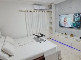 O'sena, Hotel in Cotonou