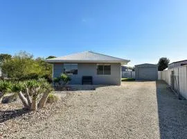 Solmar Siesta - WiFi Pet Friendly Outside