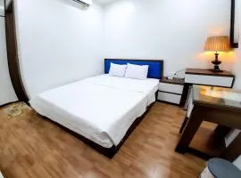 Cat Ba Charm Island Hotel