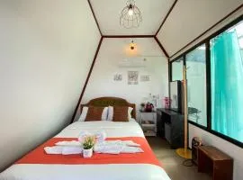 ภูชี้ฟ้าอินน์ รีสอร์ท Phucheefainn Resort