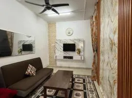 HOMESTAY AYER MOLEK Malay ONLY