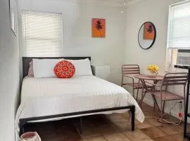 Cozy Little Bungalow