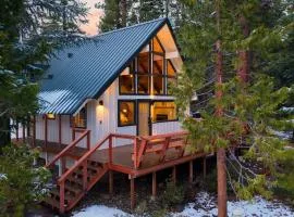 Cozy Modern Cabin w Sauna Fireplace 5 Mins to Lake Peaceful Tahoe Retreat by AvantStay