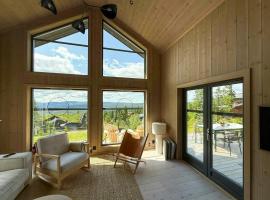 Modern Cabin With Ski-Inout Near Birken Trails, wellness hotel v destinaci Rena