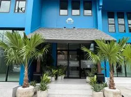 Blu Monkey Boutique Naiharn - Serviced Apartments 2 Bedrooms
