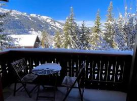 Appartement à Méribel 4 pers, piscine, skis aux pieds - FR-1-411-1007, hotel in Chandon