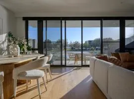 Maraboo Island North Coogee - Luxury, Beachfront, family friendly, Sauna, close to Fremantle & Rottnest Island Ferry