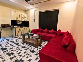 Hayat Lodges & Hotel, hotel en Lahore