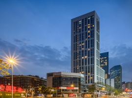 Chengdu Youyue High-Rise Apartment - Chunxi Road Tianfu Square Branch, itsepalvelumajoitus kohteessa Chengdu