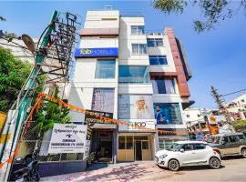 FabHotel Emirates Inn