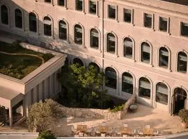 Chongqing Jixiang Sunyata Resort Hotel