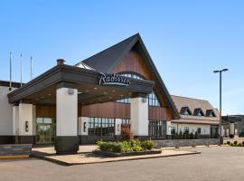 Radisson Hotel Montreal Airport, ξενοδοχείο κοντά στο Διεθνές Αεροδρόμιο Montreal-Pierre Elliott Trudeau - YUL, Saint-Laurent