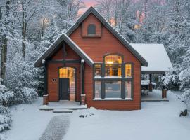 Spa & Pool table - Ivy Cottage, hotel en Scott