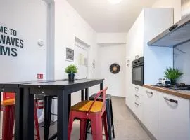 Roman Waves Room - 2 MIN Metro Marconi - 15 MIN Colosseo - A-C & WIFI