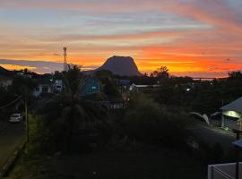 5 Spots Studio, hotel in La Gaulette