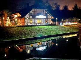 Hotel & Restaurant Lenzer Krug, ξενοδοχείο σε Malchow