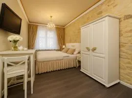 Cathedral Prague Apartments