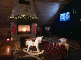 Ośrodek VolfCamp Kwaszenina, kh&aacute;ch sạn golf ở Arłam&oacute;w