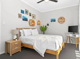 Reef Retreat - Modern Beach House Sanctuary, hotel in Port Noarlunga