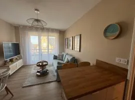 La parenthèse bleue, loggia et parking