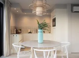 Luxe Verblijf in een Waterlodge aan de Waterkant