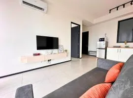 Urban Seaview, City view, New 3BR 6pax, Jelutong