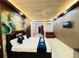 Hotel Grand Residency - Saket Metro