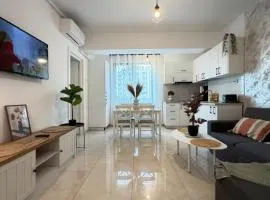 Marc Luxury Apartments Palas Mall Area with Parking