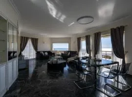 Coral Three-Bedroom Apartments with Sea View and Balcony