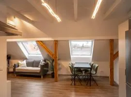 Moderne Ferienwohnung - mit Balkon & Stellplatz