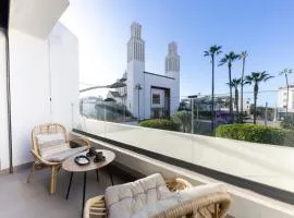 Cozy 2 BR Medina Central - Cathedral View