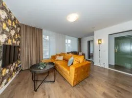 Old Town Luxury 2 Bedroom Suite 65 m2 on 3rd floor