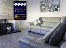 3 BDR House By Caledonia Luxe Stays Short Lets & Serviced Accommodation Airdrie, hotel in Airdrie