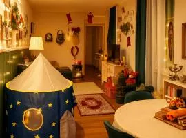 Magiczny Salonik Harrego - Obok Jarmarku Bożonarodzeniowego i Sceny Sylwestrowej