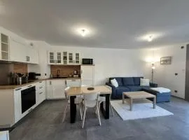 Charmant 2P Centre, Balcon & Parking