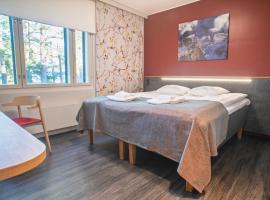 Hotel Linnasmäki، فندق في توركو