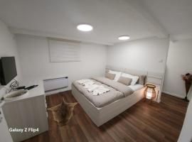 Guest Suite SUZY, hotel in Petrich