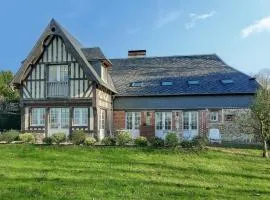 Superbe Bâtisse À Colombage