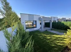 Popoveni Garden Vila