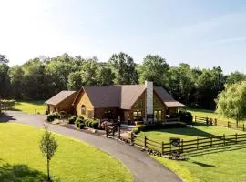 Luxurious Log Cabin with Game Room & Fireplace near Princeton in New Hope, Pennsylvania