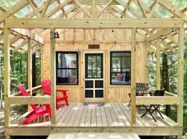 Peaceful Glamping Cabin with Clear Roof near Kerr Lake in Henderson, NC